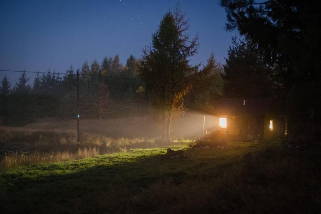 Hut In The Mid. Of Nowhere + Priv Pond+3 Ha Darzkowo Екстер'єр фото